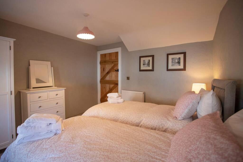 Kilbroney River Cottage Rostrevor Exteriör bild